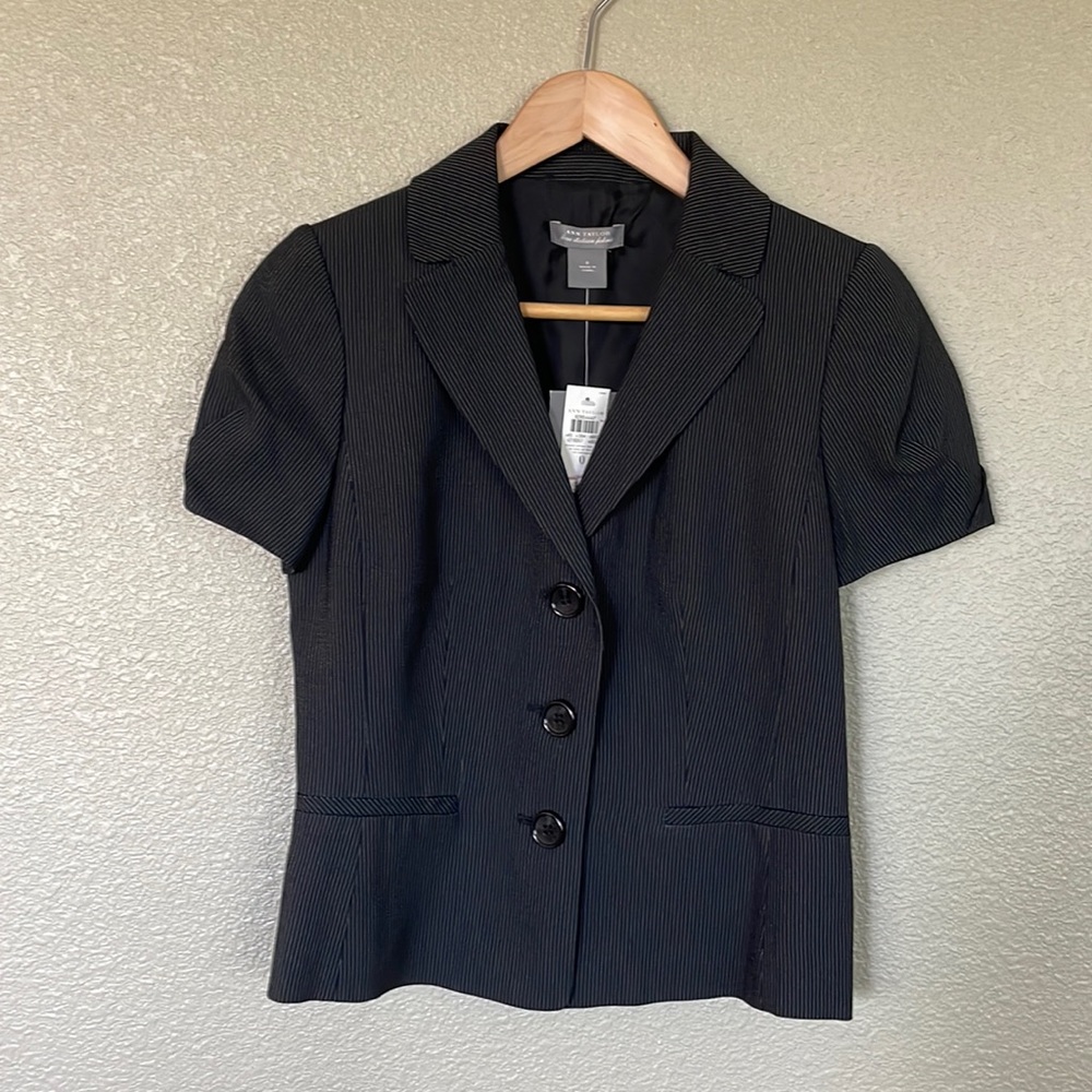 Ann Taylor short sleeve blazer